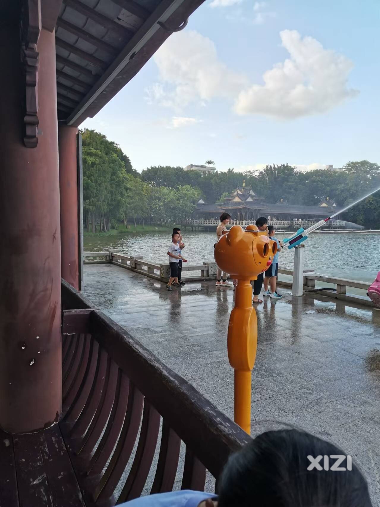 西湖安装游玩水枪