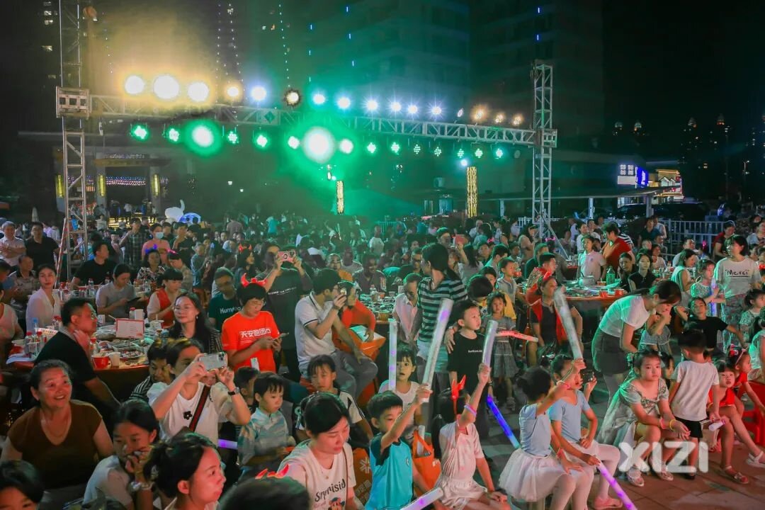 （组图）中秋百家宴，共叙邻里情——泰丰千花岛温暖团圆夜
