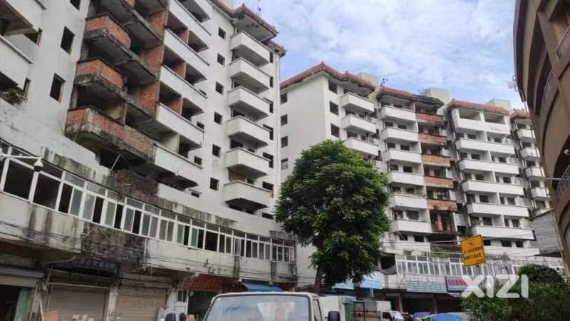东平第二小学旁边烂尾楼，为什么呢