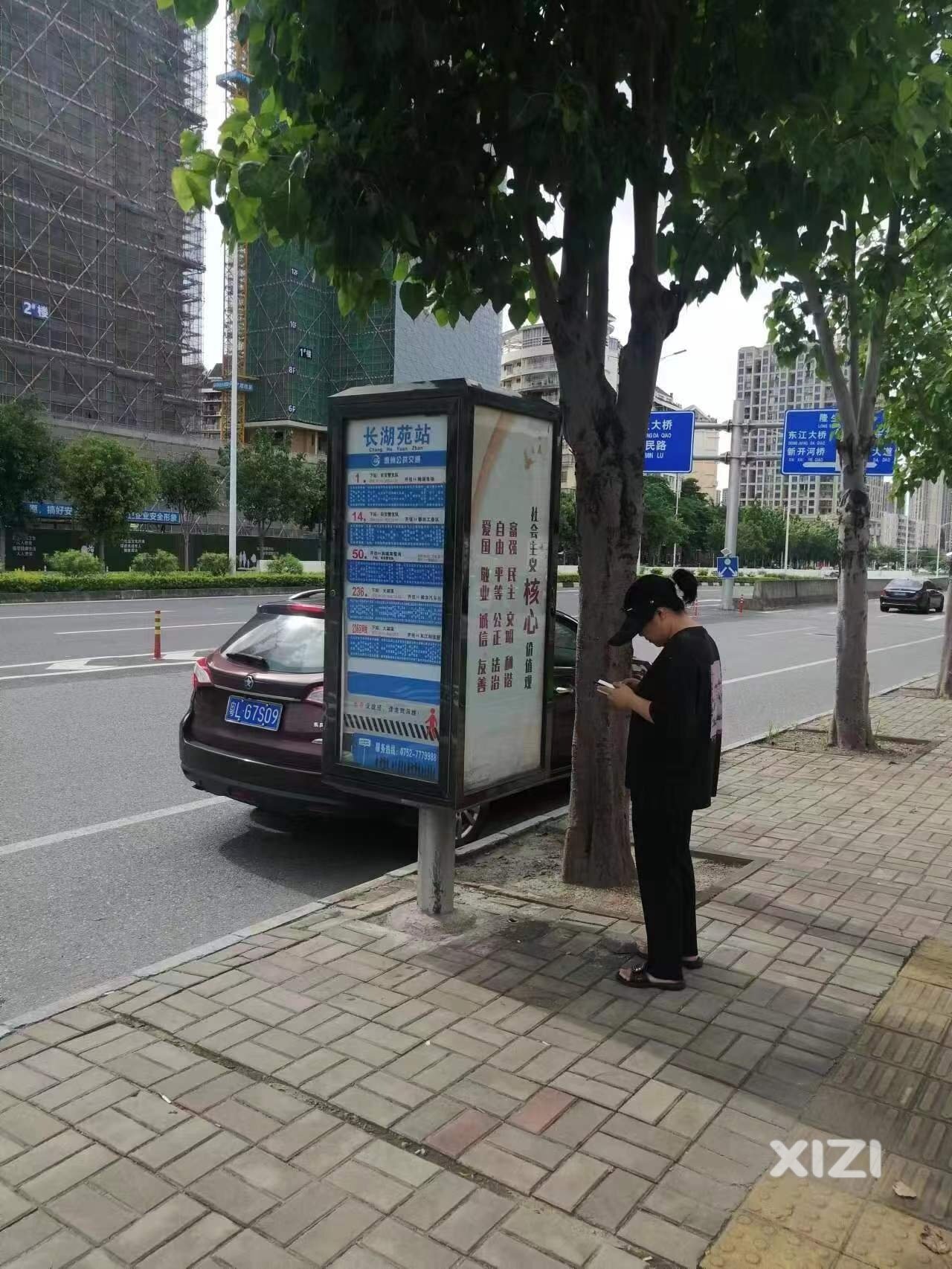这种现象交警不管了吗