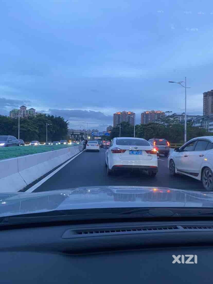 下班过个东江桥和隧道时长60分钟
