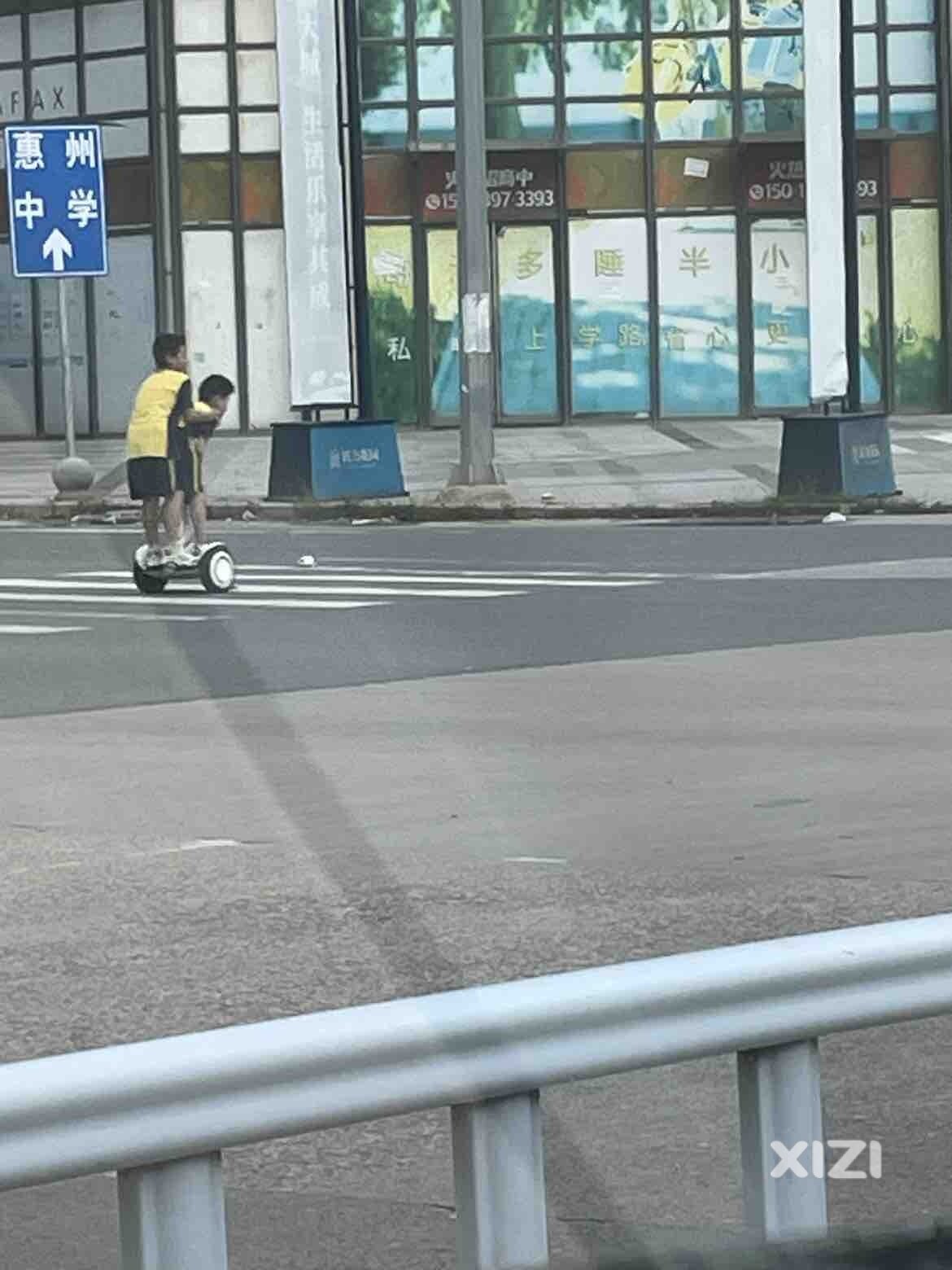 合生实验学校的学生
