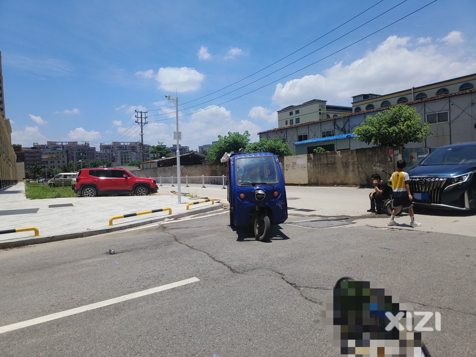 水口德桂佳园一期十字路口经常发生碰撞