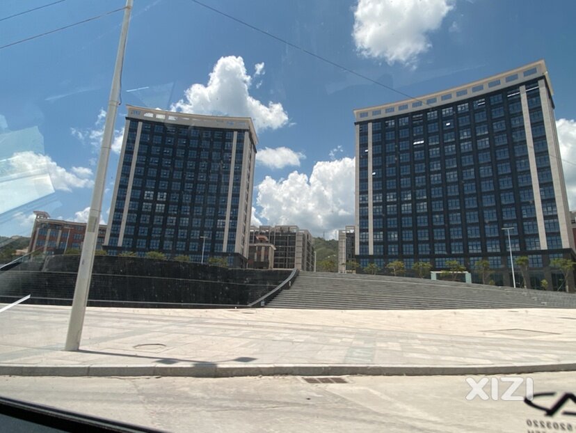 不止是惠州，邻市河源紫金也举起了“工业立县”的大旗