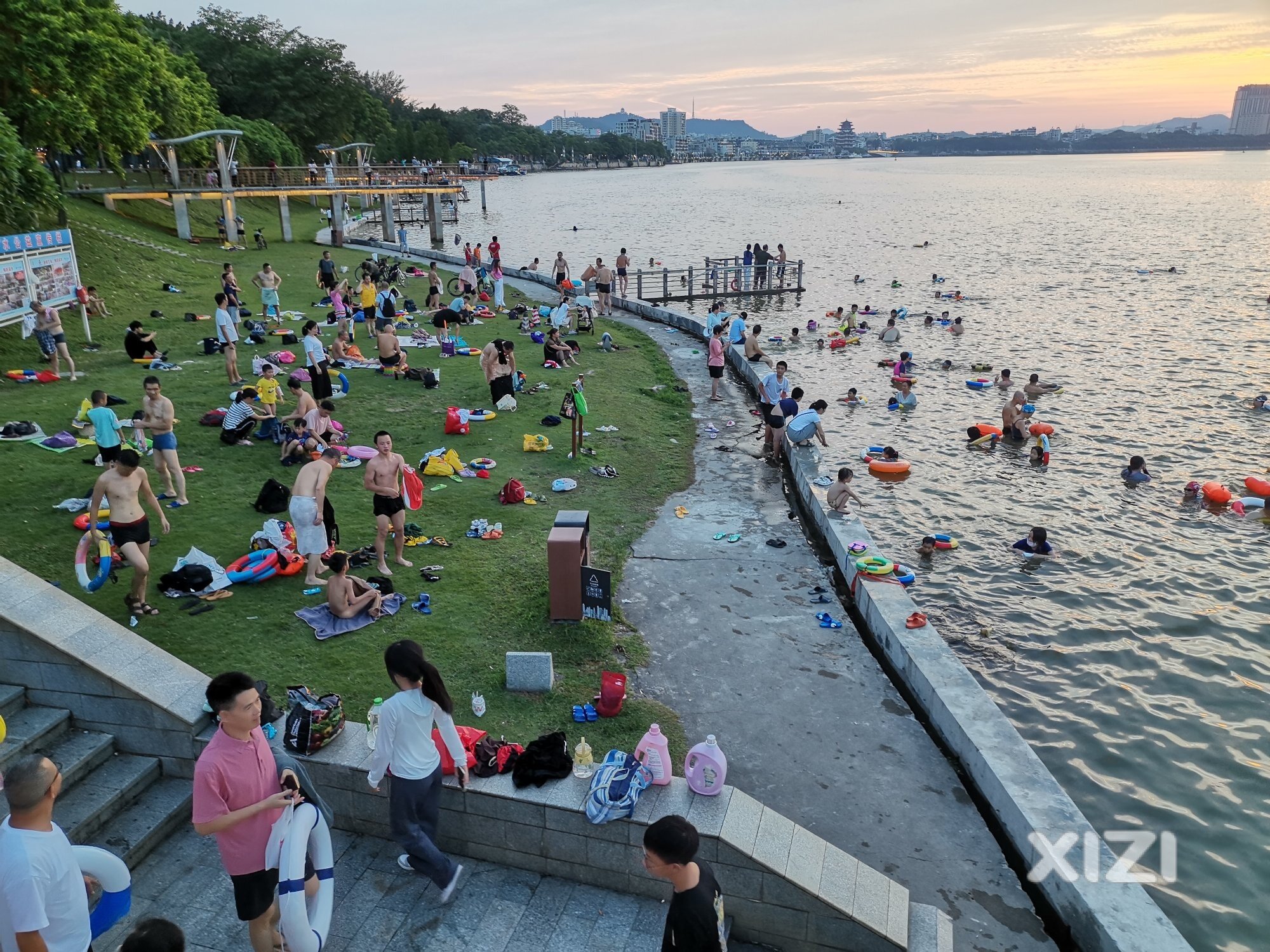 如过江之鲫好者趋之若骛